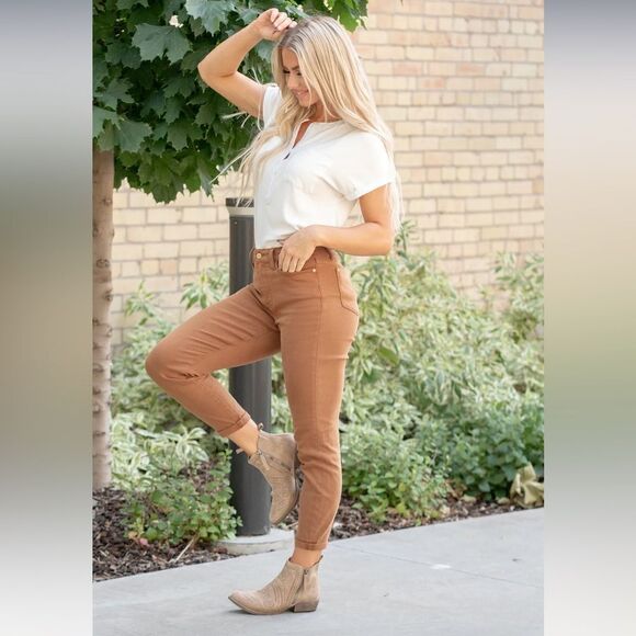 EXCELLENT CONDITION WOMEN’S JUDY BLUE SIZE 13/31 RUST COLORED MID-RISE JEANS - Picture 1 of 8